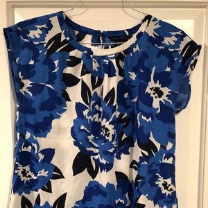 💙✨Women’s blouse ✨💙